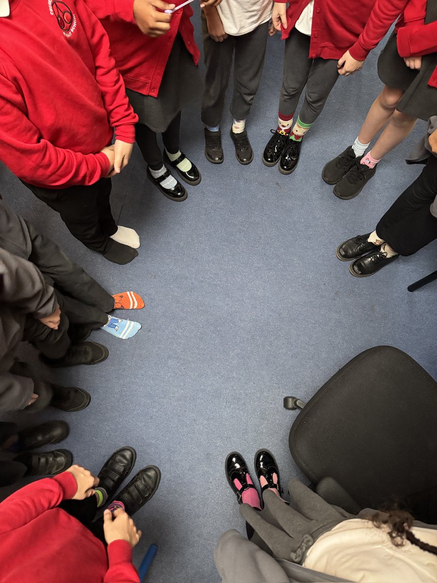 MissByrneCTS's tweet image. What a way to kick off Anti-bullying week! Odd socks and a live assembly from @cbbc !

#antibullyingweek #oddsockday @CTS_Watford @ABAonline