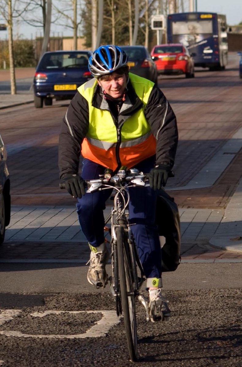 Cycling to work is a great way to stay active, save money, &amp; enjoy an stress-free start to your morning. 
We love this handy A–Z of cycle commuting from 
<a href="/WeAreCyclingUK/">Cycling UK</a> 
 packed with practical tips ☔
cyclinguk.org/cycle-commuting
#CycleAshford