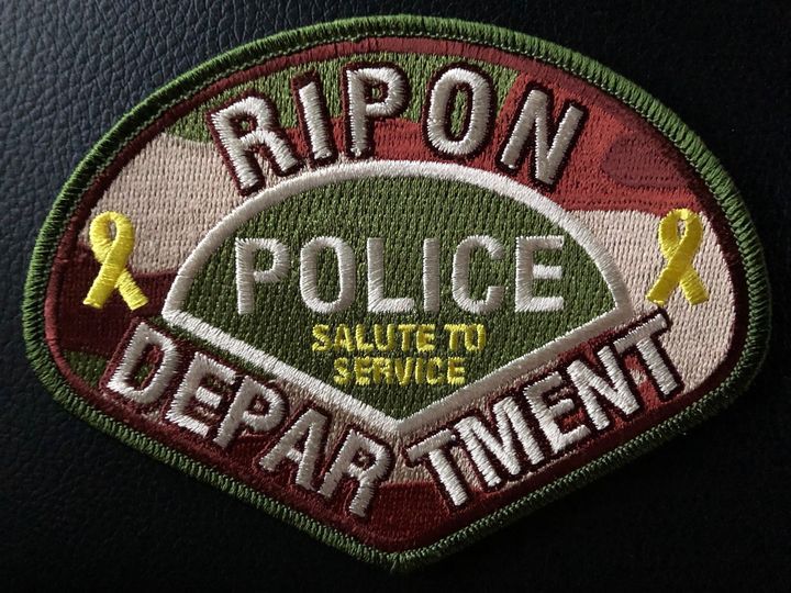 ripon_pd's tweet photo. November is National Veterans and Military Families Month — a time to honor those who served and the families who’ve sacrificed alongside them. With Veterans Day tomorrow, let’s pause to recognize their service and the freedoms we enjoy because of it.
Throughout November, Ripon Police Officers will wear the “Salute to Service” patch in support of local veterans. You can purchase your own patch for $10 in the Police Department lobby (Monday–Friday, 10 AM–3 PM).
All proceeds go to support Veterans of Foreign Wars and the American Legion here in Ripon.