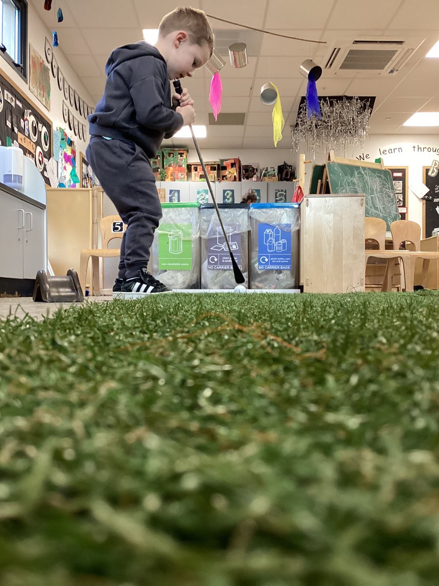 cherrytree_eyc's tweet photo. When the children want to turn the snack area into a putting green, we turn our snack area into a putting green 🏌️⛳️

@SACEarlyYears https://t.co/OFWCK5YqxN
