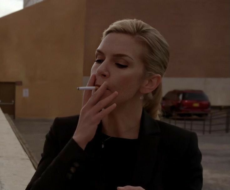 bianca censori smoking cigarettes Sofía Vergara transforms into Miami queenpin Griselda Blanco in Netflix's