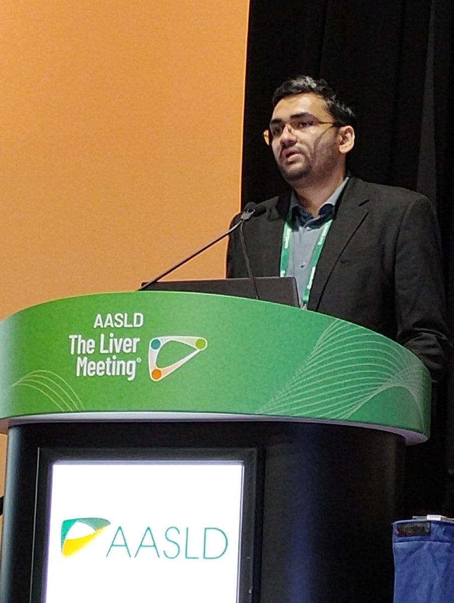 drshalimar's tweet image. #AASLD #tlm2025
With talented young members of the team and colleagues 
@aiims_newdelhi