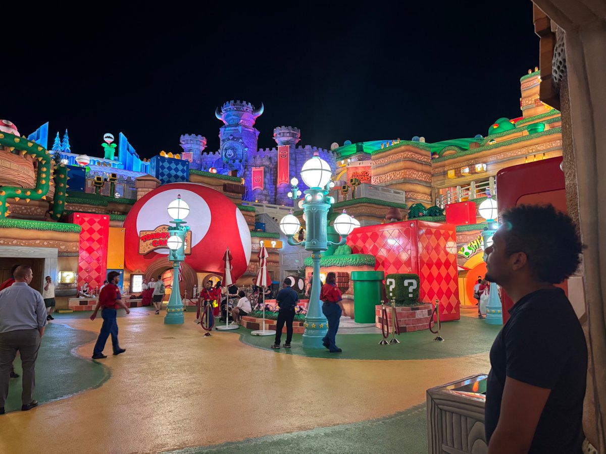 Four hour-long videos about Castlevania in one month. I needed some air. 😮‍💨