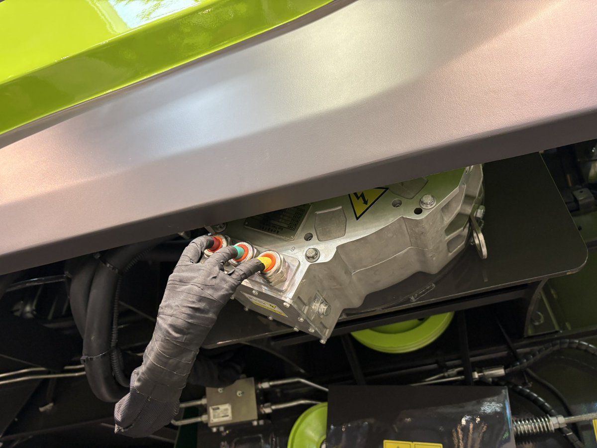 Pete’s Sweet Tweets tweet media