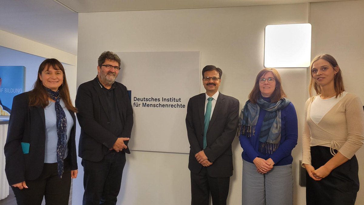 UNSRdevelopment's tweet image. #Germany Day 1: Had meetings with Federal Ministry for Economic Cooperation and Development, &amp;amp; German Institute for Human Rights. 

A highlight was meeting Martín Vahemäe-Zierold (District Council Berlin Mitte), who made a case to recognise sign language as a minority language