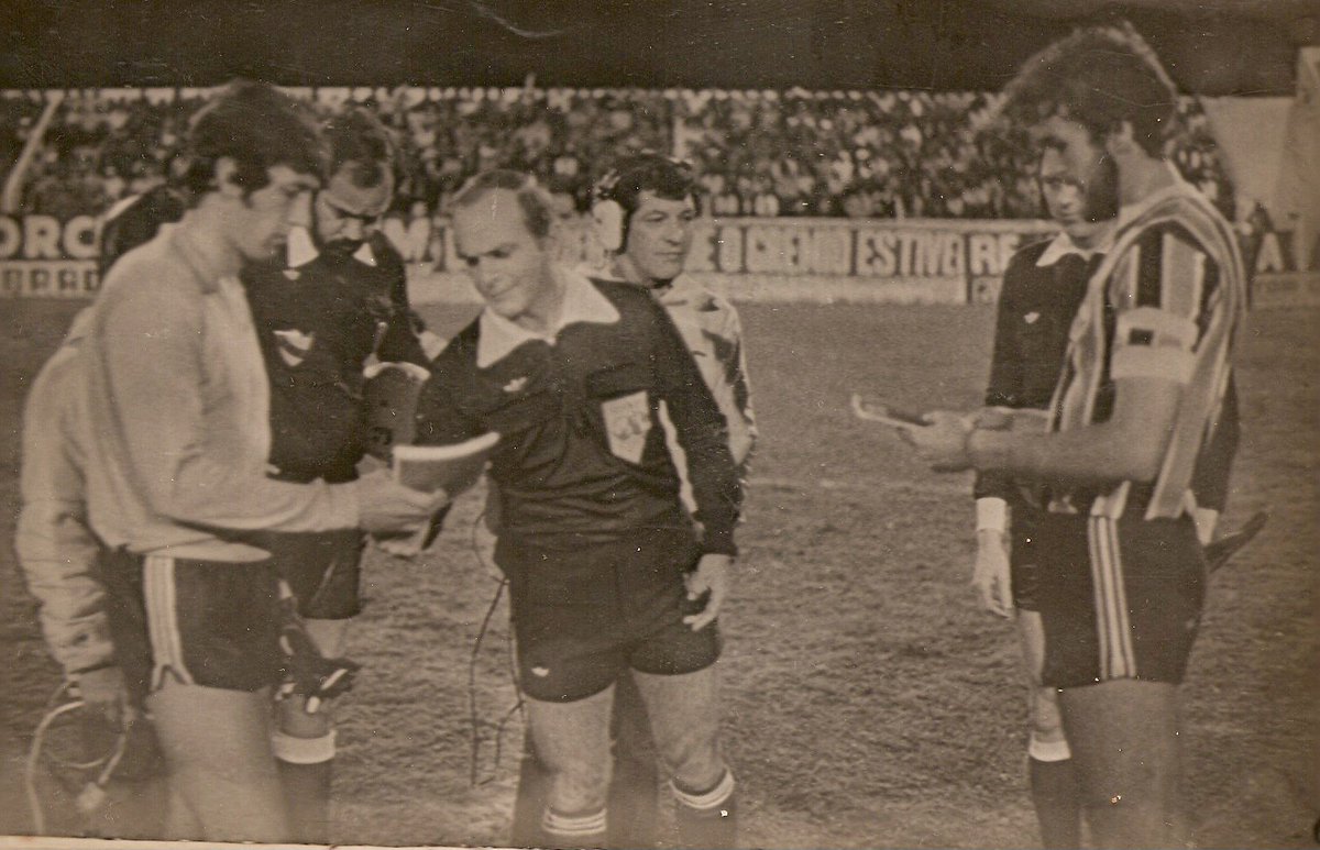 GRÊMIO VOLTARÁ A BAGÉ DEPOIS DE MAIS DE 40 ANOS 🔥🇦🇹

Está confirmado: o Guarany receberá o Grêmio no Estrela D'Alva no Gauchão 2026. A partida, válida pela primeira fase da competição, reeditará um confronto que não acontece em solo bageense desde 1982.