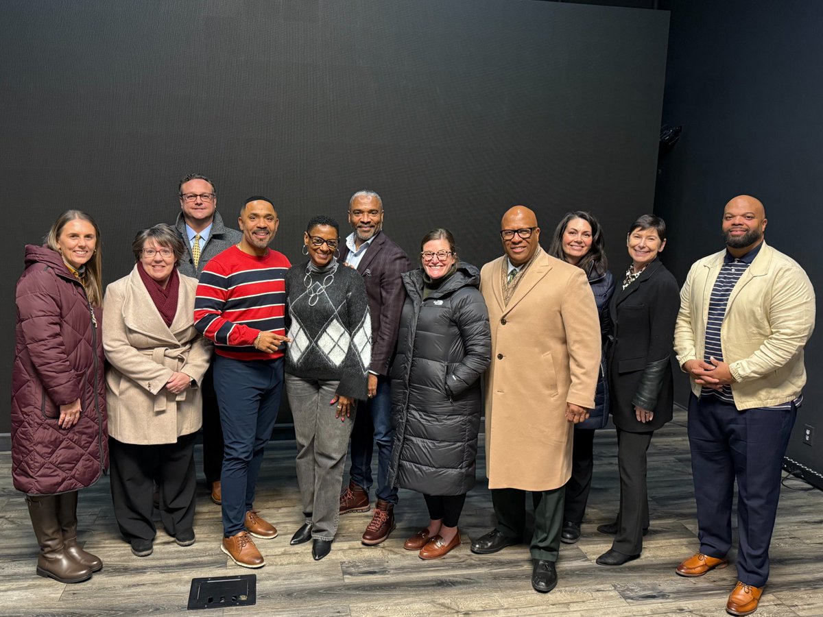 ColumbusChamber's tweet image. Today, the Columbus Chamber leadership team met with Lead Pastor Michael Young and Executive Pastor Richard Jones of #CityofGrace to explore new opportunities at the intersection of business and faith.

#ColumbusChamber #CommunityConnection #FaithAndBusiness #ColumbusRegion