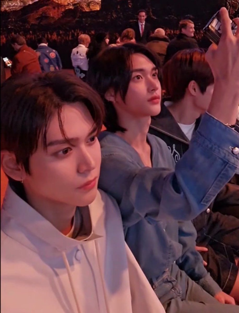 do1lZz's tweet image. 이거너무좋아….