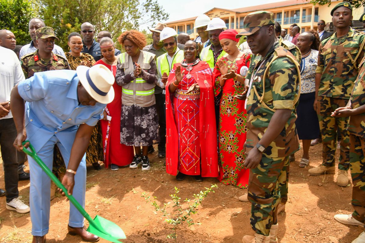 Environmentalist Lokitambaa Andrew tweet media