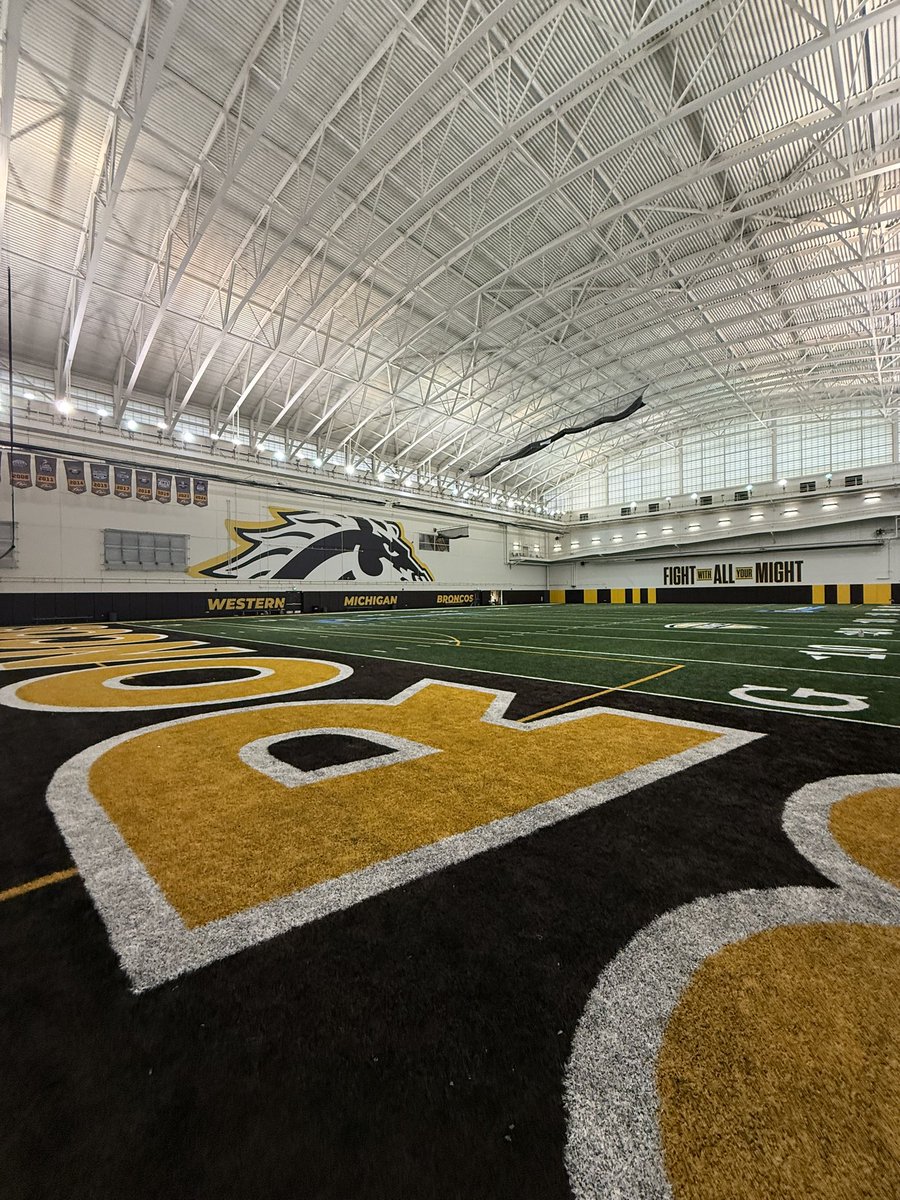 I had a great time on my visit to the University of Western Michigan !! <a href="/Coach_OLeary/">Chris O'Leary</a>