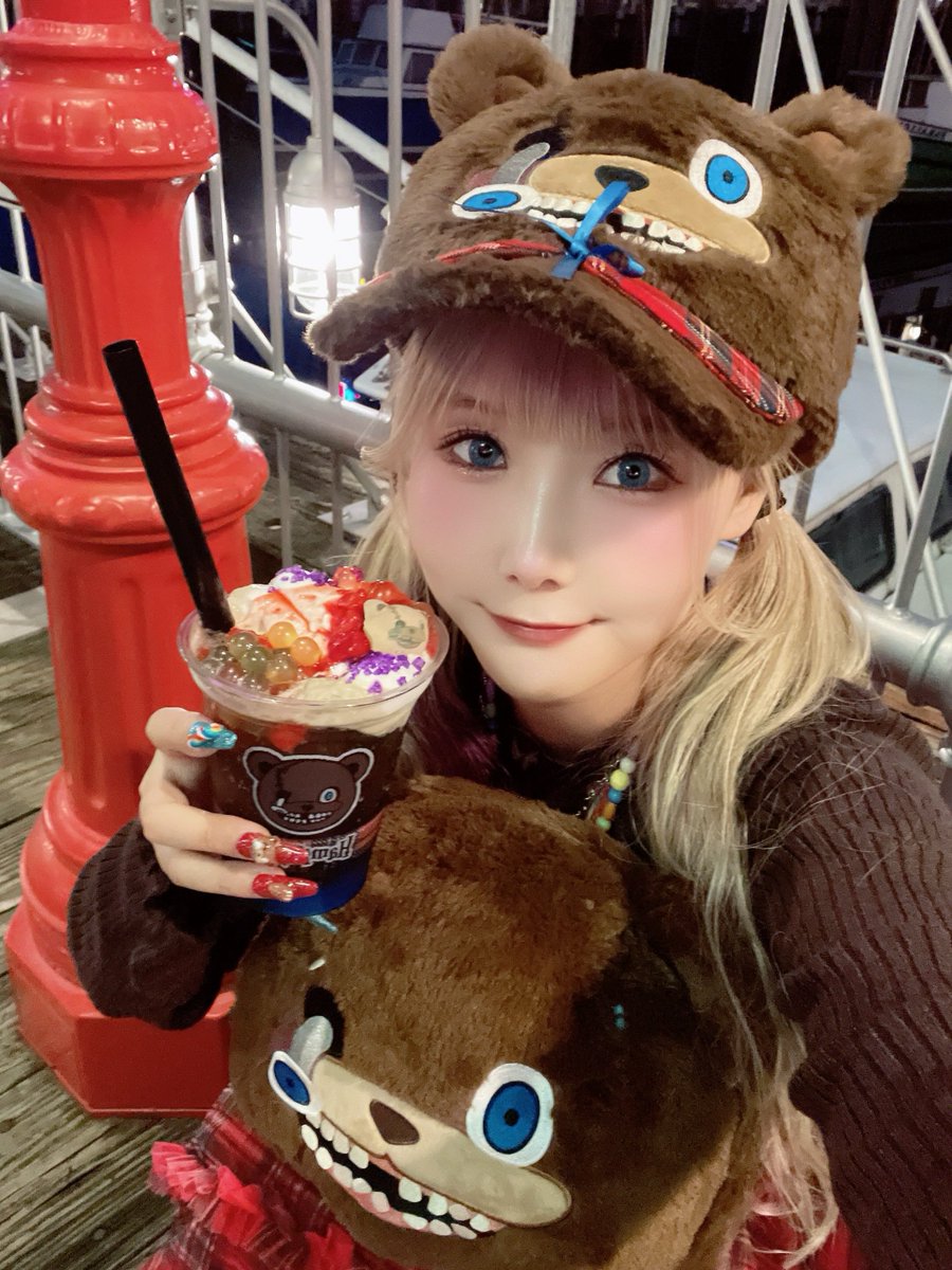 Kanamix0213_'s tweet image. #HappyHalloween #Halloween2025 #USJ #ハミクマ　#ハミクマソウル　 #ハミクマキャンディ 🍭💕

えぇー！これ載せれて無かったの今気付いたっ!!
今更記録の為載せておく😑
ちゃんとハロウィンに用意してたのにー!!!😱
出遅れたハロウィン写真いっぱいある👻🍭