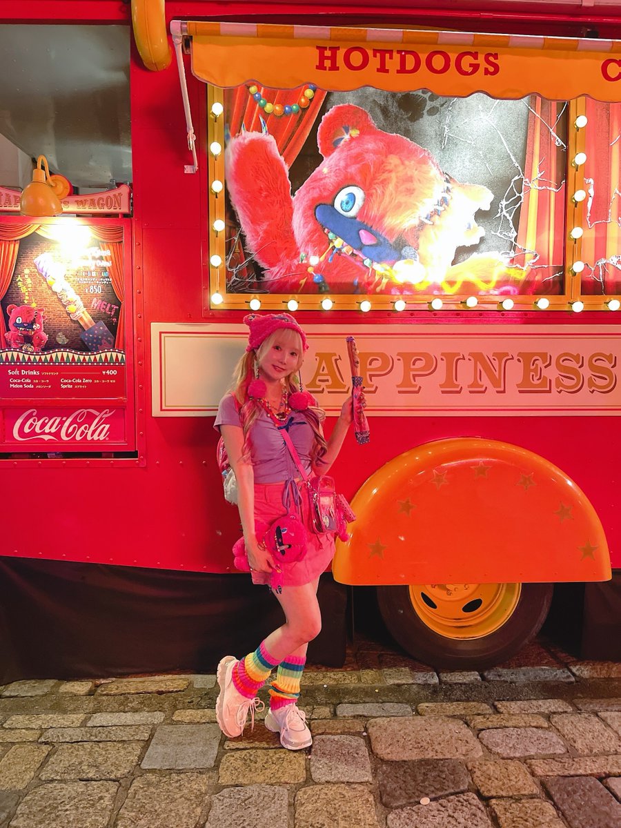 Kanamix0213_'s tweet image. #HappyHalloween #Halloween2025 #USJ #ハミクマ　#ハミクマソウル　 #ハミクマキャンディ 🍭💕

えぇー！これ載せれて無かったの今気付いたっ!!
今更記録の為載せておく😑
ちゃんとハロウィンに用意してたのにー!!!😱
出遅れたハロウィン写真いっぱいある👻🍭