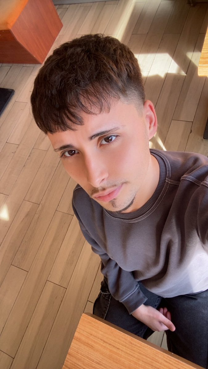 kendini bi bok sananlarda bugün(ben)