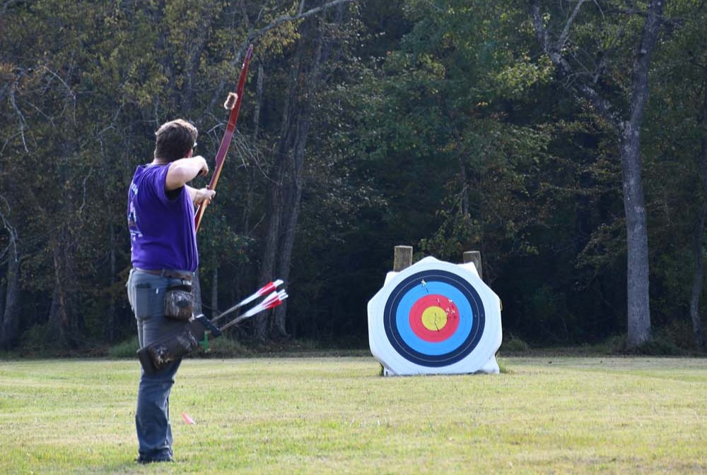 SFASU's tweet image. #SFASylvans = a cut above the rest! 🪓💪💥 
Our Lumberjacks came out on top at the 5th Annual Lake Striker Axe Days, taking first place overall after three days of competition in both technical and timbersports events. Way to chop down the competition, Jacks! 🏆🌲🥇

#AxeEm…