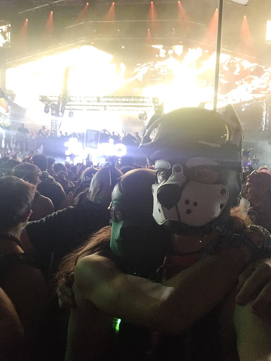 MotoAces's tweet photo. One of the most magical weekends of my life with one of the specialist pups in the world. I love you boo! https://t.co/pRF4n1XXCG