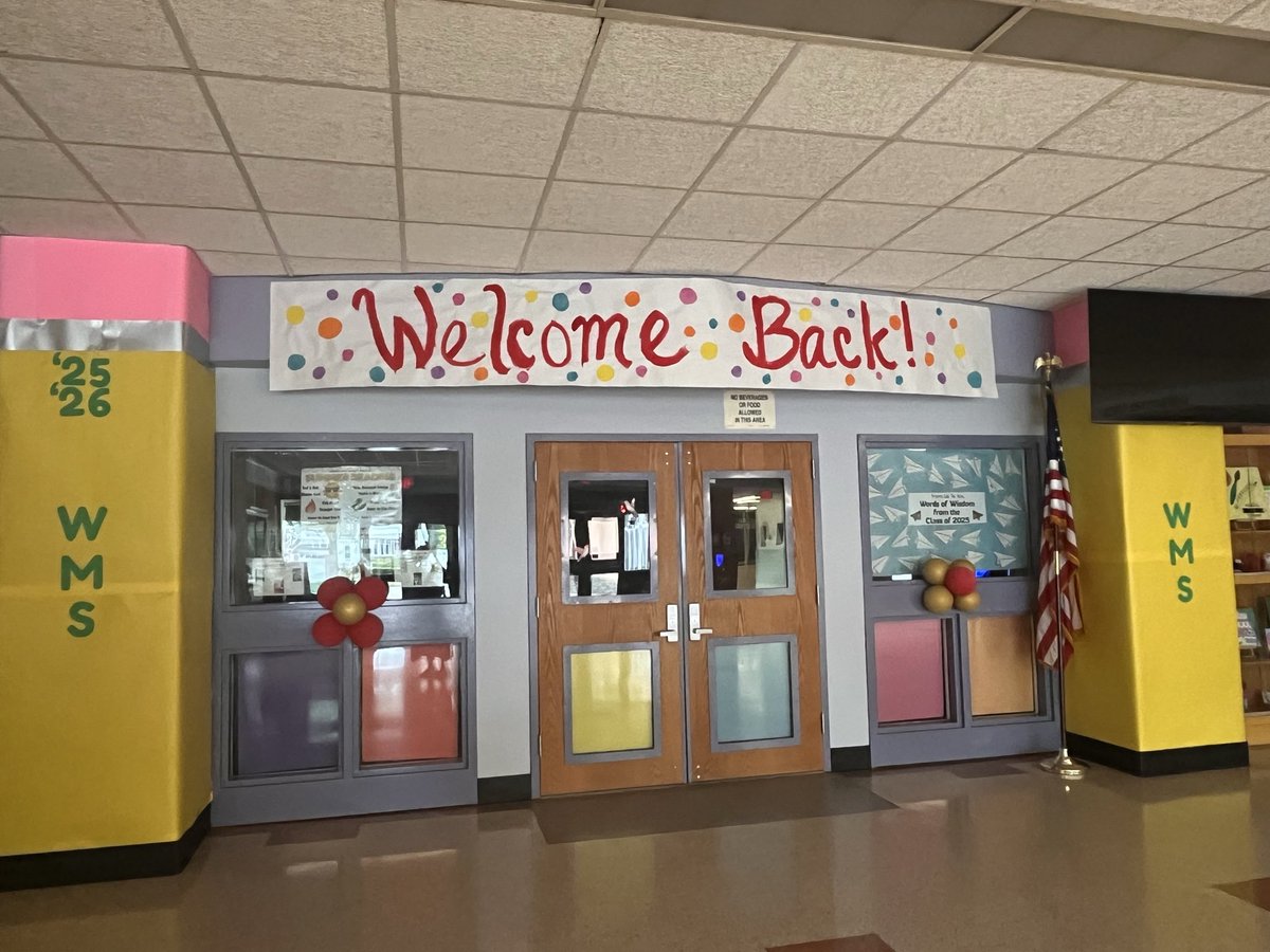 MrsSokhey's tweet photo. Woodland Library went from "Welcome Back" to Halloween and everything in between during September and October. We loved seeing all your faces! Now, on to November! What book are you reading this month? 👇

#okeydokeymrssokhey  #GreatHappensHere25_26
#middleschoollibrarian https://t.co/HpjeS2b2TY