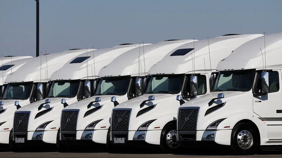 cortexEllison's tweet image. Volvo and Waabi have unveiled a major step forward in trucking-Level 4 autonomous trucks, set to transform deliveries, safety, and the future of freight! foxnews.com/tech/waabi-vol…