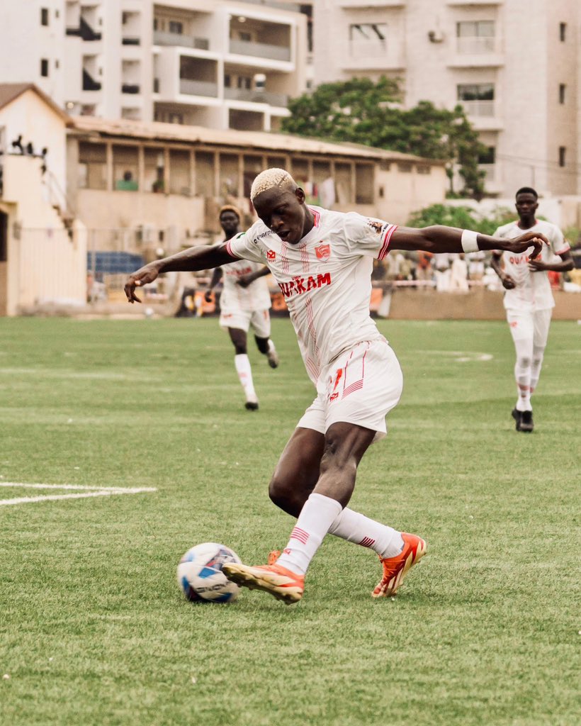 us_ouakam's tweet image. Ligue 1 🇸🇳 Deuxième Journée

📸 | Retour en images sur la belle victoire des requins 🦈🔴⚪️ face au Jaraaf de Dakar.
📷 @babs_visuals 

#LSFP #ligue1 #Footlocalsn #team221 #senegal #TeamUSO #football #Asjaraaf #galsen #m2sport