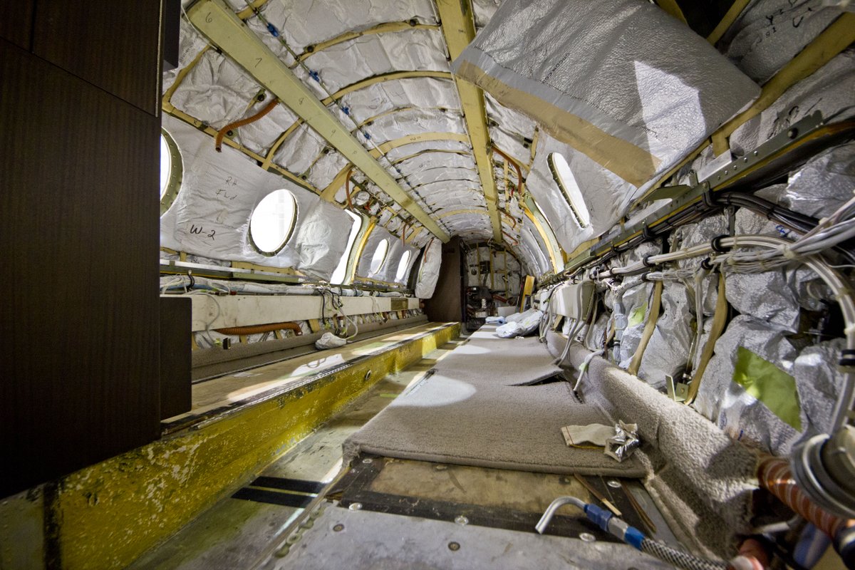 FlightstarCMI's tweet photo. Falcon 20 inspections underway on the shop floor. 🔎✈️
#Falcon20 #Dassault #MRO #Aviation #BizAv #AircraftMaintenance https://t.co/cAa4asapxX