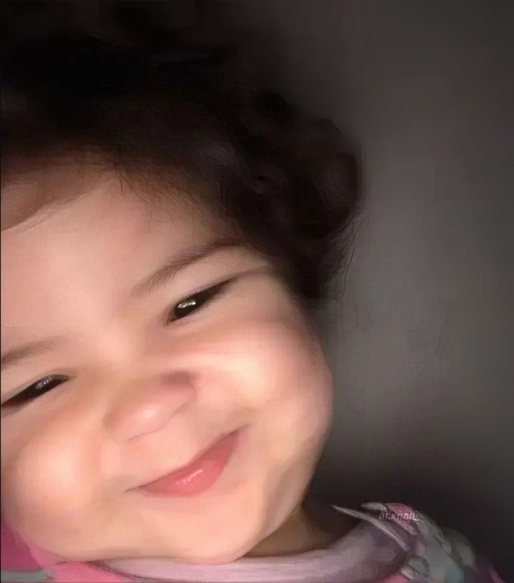 Yaptığı tatlıdan elin oğlu da yiyince kızlar