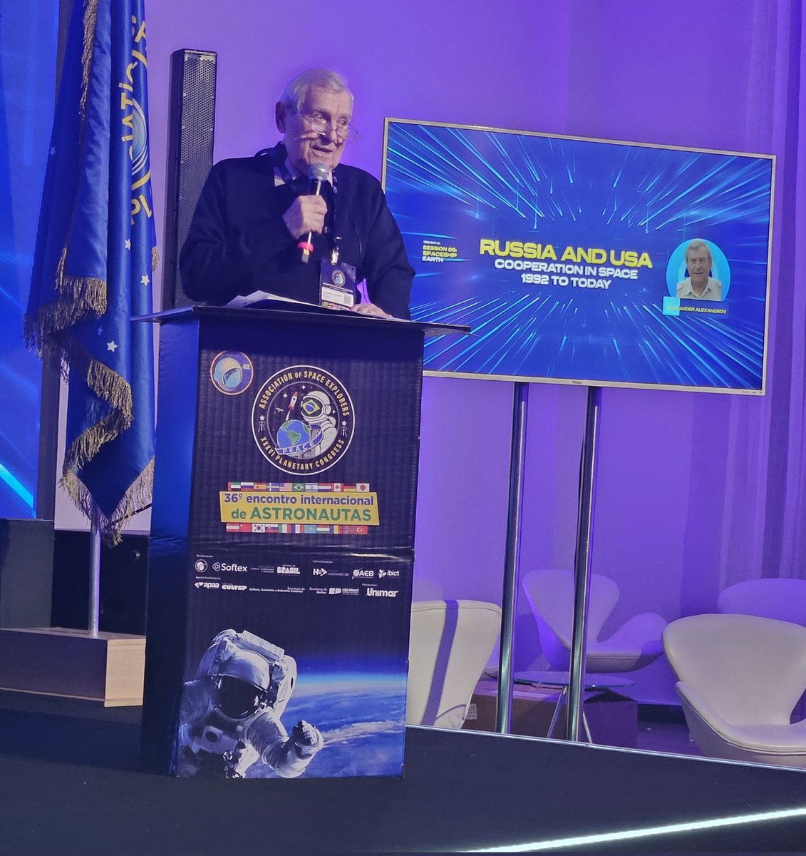 ASE_Astronauts's tweet image. #ASE36 Day 4: ASE-Russia President Alexander Alexandrov presented a history of cooperation in space between Russia &amp;amp; the USA from 1992 to today, remarking that "the @Space_Station would not be so successful" without cooperation &amp;amp; that "we cannot live without each other in space."