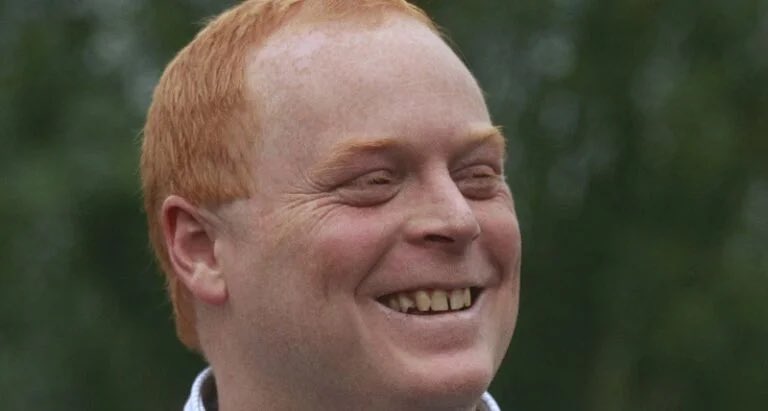 BotCheckerCL's tweet image. Se abstuvieron (votaron en contra) de destituir a Ulloa:

Pedro Araya (PPD)
Rojo Edwards (Republicano)
Javier Macaya (UDI)

Lo que debió ser un fallo unánime, dados los antecedentes, nos sirvió para ver quienes avalan la corrupción en Chile.