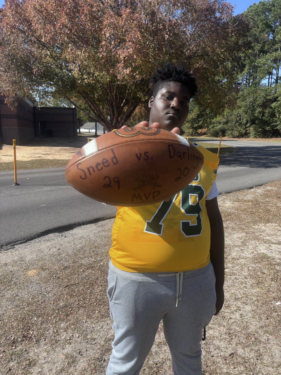 Congrats on the win versus Darlington 29-20. Here are our players of the week for the Darlington game. Ethan Gilliard, Zayvion Davis, Trenton Bradford, and Camari Baker. Congrats fellas! 🏈⚔️🆙😤