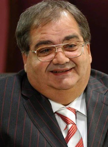 Guneskoo's tweet photo. @nocontexttkv Film karakteri       /              En sevdiği şey https://t.co/8QbbF8gaZE