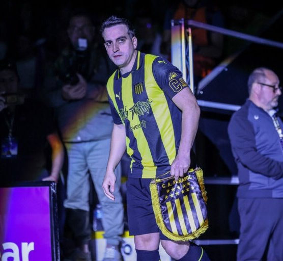 "ALGÚN DÍA VAMOS A DARNOS CUENTA TODO LO QUE VENIMOS LOGRANDO", reflexionó Nicolás Ordoqui tras el regreso de Peñarol desde España, donde jugó la Copa Intercontinental 2025 🗣️📲⚽