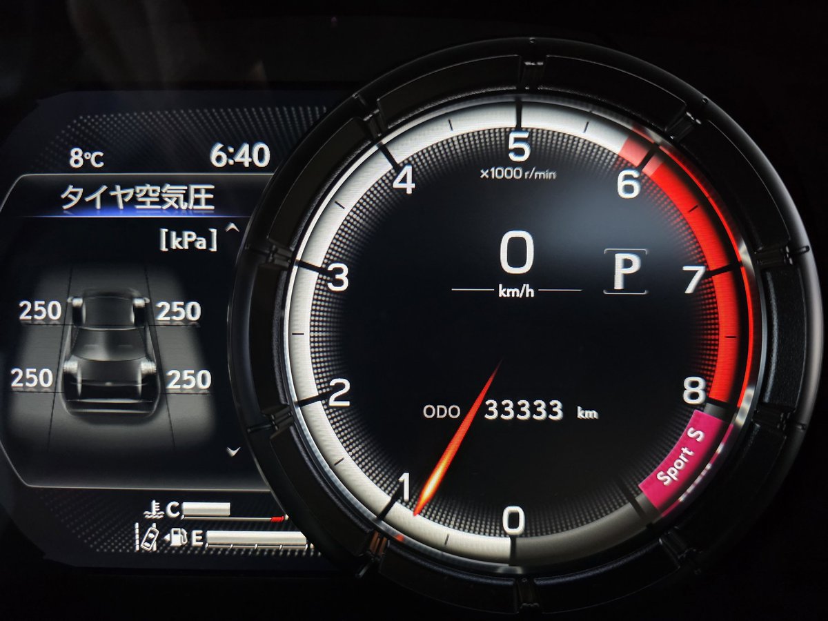 NoriOfficial_is's tweet photo. ㊗️33333km
4年半弱でこの距離だから…全然走ってないね(´ｰ｀)
 #is300 
 #modeblack https://t.co/S6CfZO4ezO