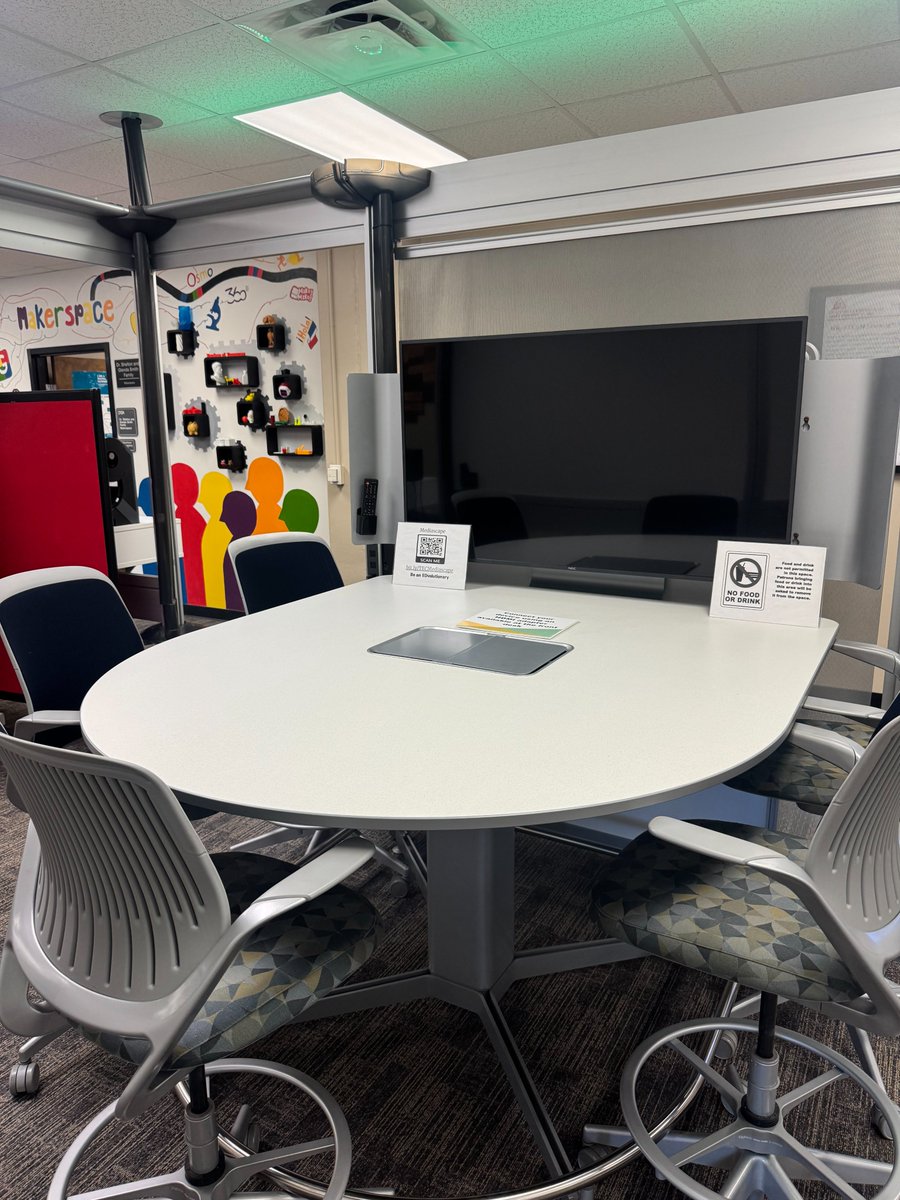 SEMO_EDvolution's tweet photo. Are you looking for somewhere to collaborate with others and share your screen?

The EDvolution center has 3 media scapes that students can plug their computer into and broadcast their screen!

Come stop by and use them 😊 https://t.co/cGhhTkbV8Z