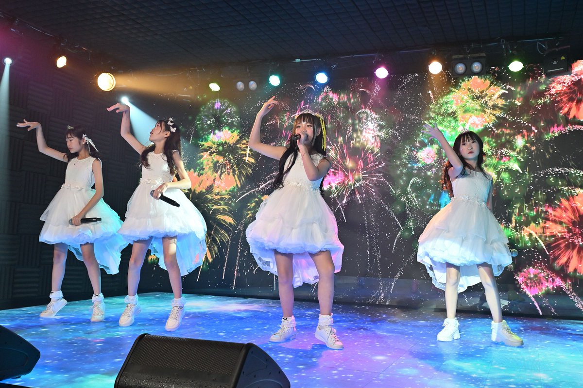 Star’s light at Stage Vol.81 1部　～しえる♡のいい歯の日ライブ～
秋葉原Galaxy

#PRiYAnCeR #Asha #Kwan #Milla #Wing