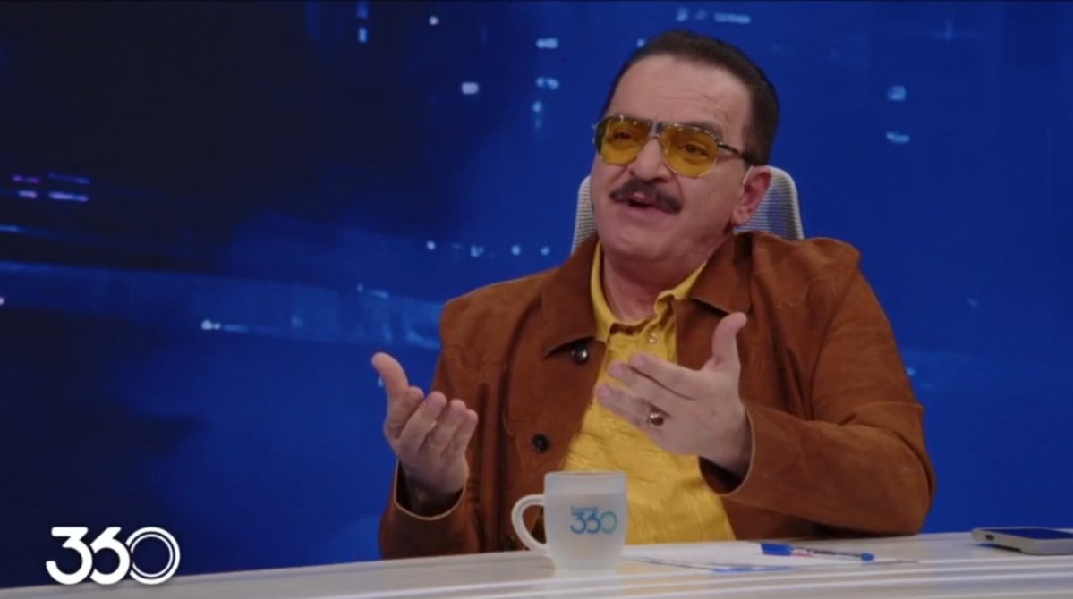 amirr_dsn's tweet image. زنوزی به طور همزمان رکورد گفتن دروغ و کصشعر در ثانیه رو شکوند.