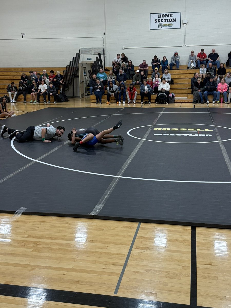 Russell Middle School Activities tweet media