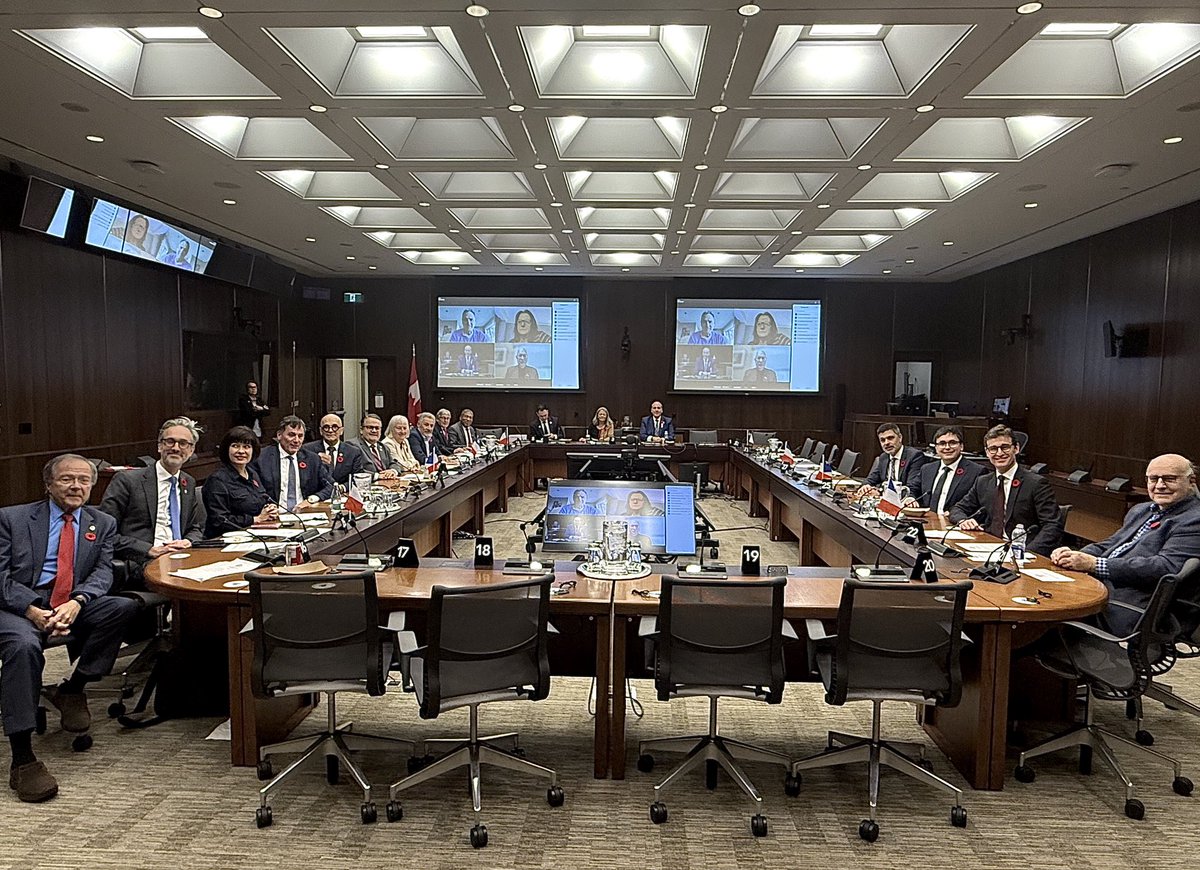 sbergeron's tweet image. J’ai été élu membre de l’exécutif de l’Association acadienne des Parlementaires du Canada (#AAPC), qui vise à accroître l’influence politique du peuple acadien et à renforcer les liens entre (ex-)parlementaires acadienNEs ou alliéEs de l’#Acadie. ⭐️💙🤍❤️ m.facebook.com/story.php?stor…