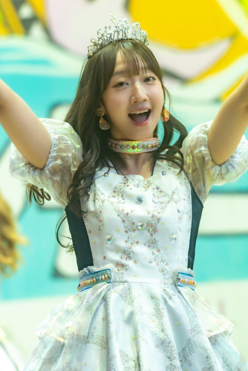 台湾マステ 蝶とバラがキレイです 蝶舞霜花 镭射銀 台湾マステ 蝶とバラがキレイです 蝶舞霜花 镭射銀の通販 by リサ's