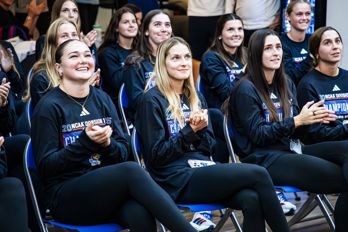 Kansas Soccer tweet media