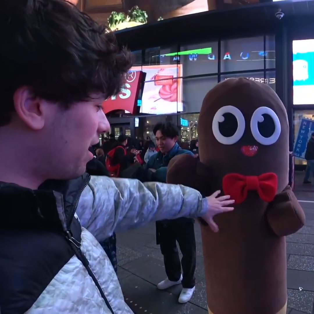 lovesyoutwice's tweet image. love this