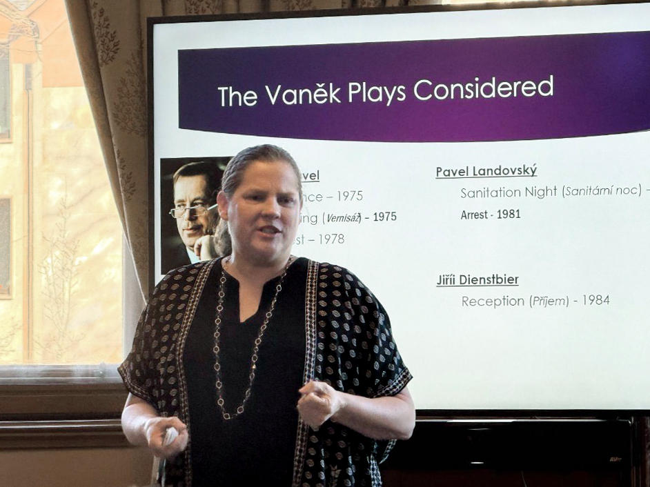 Dr. Carol Strong, professor of political science at UAM, recently presented her book, “The Dissident Politics in Václav Havel's Vanek Plays: Who Is Ferdinand Vanek Anyway,” at a symposium at the University of Oxford in Oxford, England. Full story: uamont.edu/news/uam-profe…