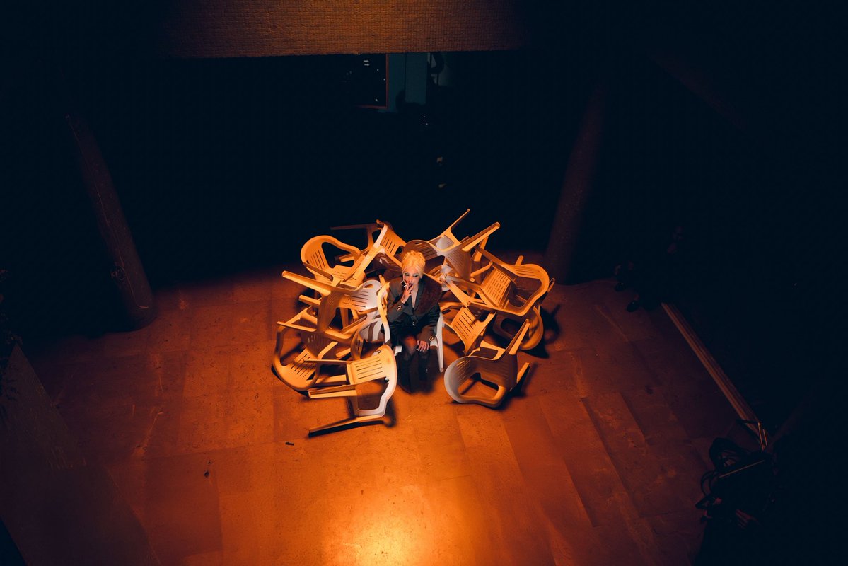 ¿Lanzamos otro videoclip? Femme Fatale 🥀💙