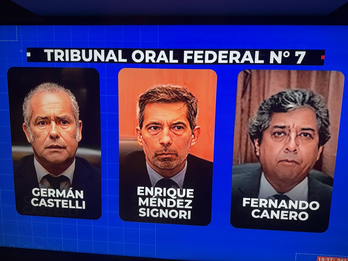Hay que mirarle bien la cara …. Estos jueces son los del juicio de Cristina … no quieren hacer el juicio presencial , y encima en diciembre quieren cortar el juicio y retomarlo en febrero ! Solo quieren proteger a la chorraaaaaaaaaaaaaaa