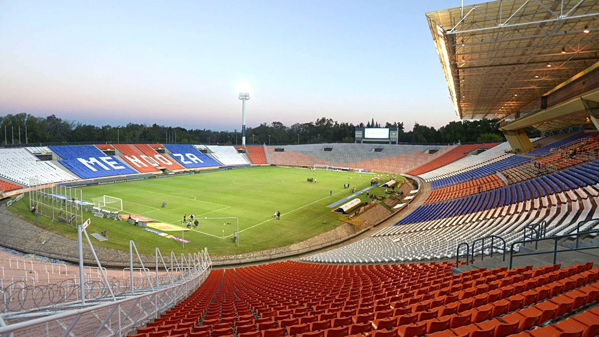 bodegue's tweet image. 💣 La dirigencia de Godoy Cruz, por pedido de los jugadores y el aval del CT, elevó un pedido a Torneos para disputar el partido con Riestra en el estadio Malvinas Argentinas 

👉 ¿El motivo? Seguridad y
protección a las instalaciones 

𝗨𝗡 𝗣𝗔𝗣𝗘𝗟𝗢𝗡 𝗠𝗔𝗦 𝗬 𝗩𝗔𝗡...