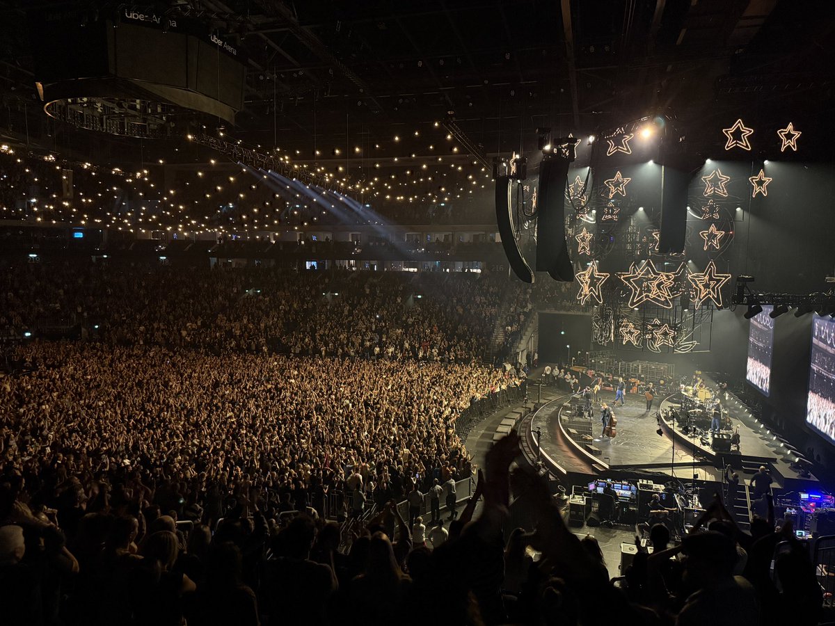 Uber Arena tweet media