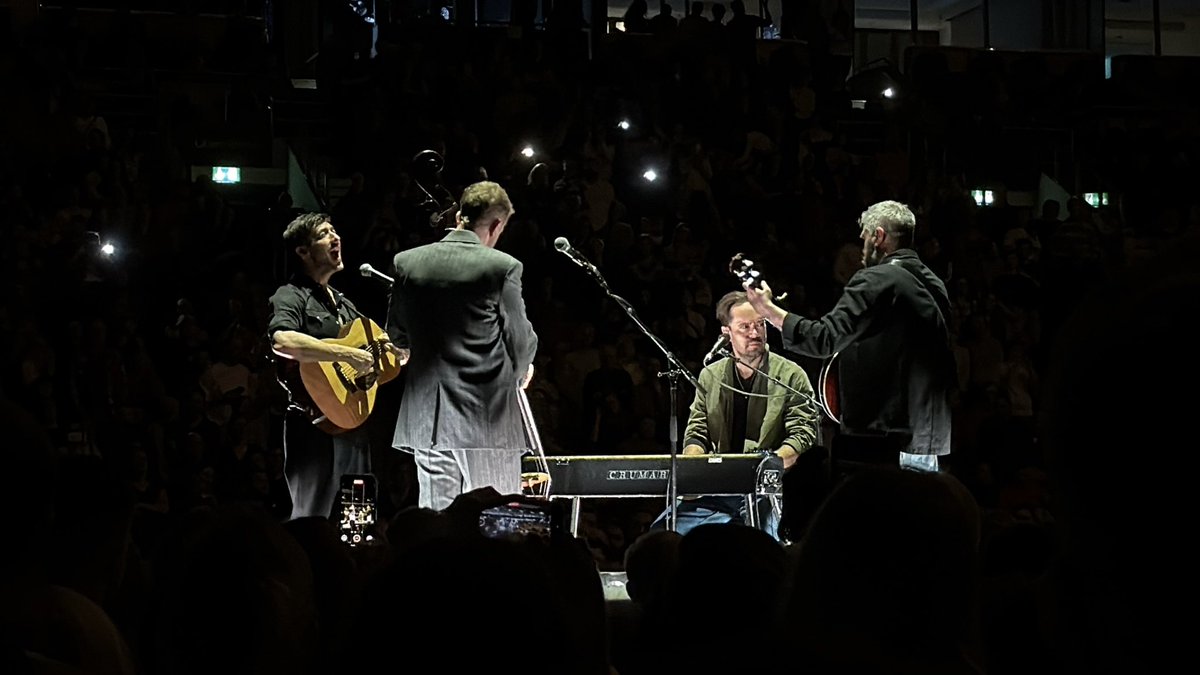 Uber Arena tweet media