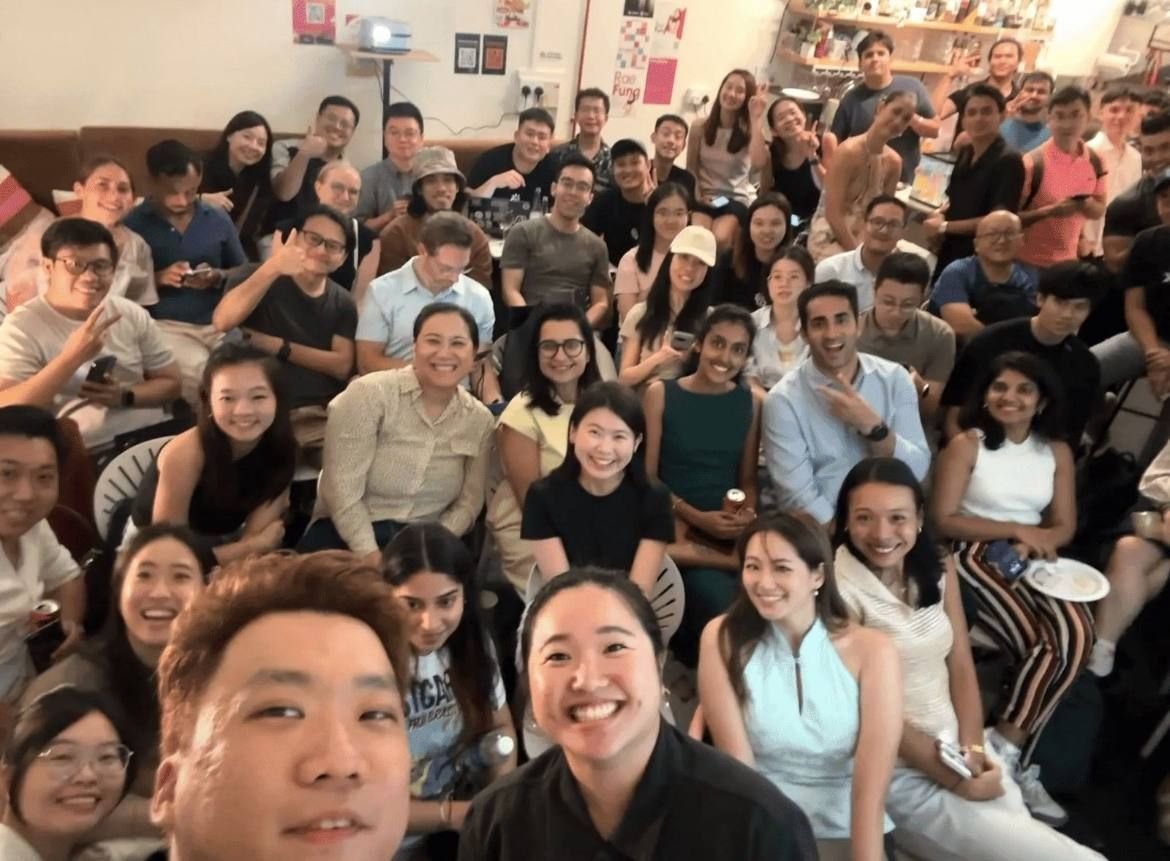 manuscommunity's tweet image. Happy moments from Manus AI × Notion: Builders Assembly 💫

Wild seeing how everyone is using Manus + Notion connector to supercharge their workflow!

- Let Manus turn your Notion DB into a full-on interactive web app 👀
- Try Manus + Notion for a zero-manual content pipeline 🔁…