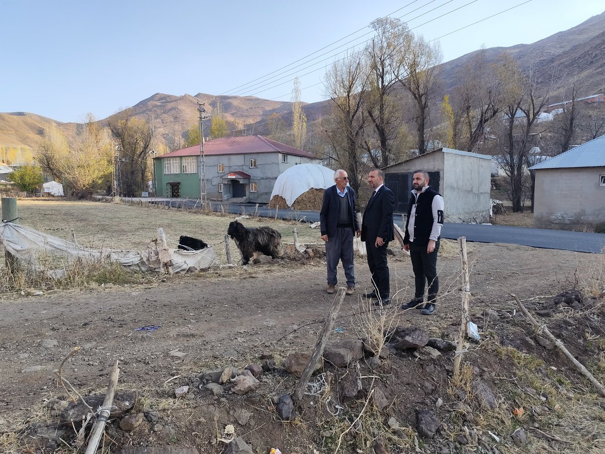 Köylerimizin yolları artık tozla değil, hizmetle buluşuyor.Köylerimize konfor, güven ve ulaşım kolaylığı getiriyoruz.
Hizmet varsa, gönüller bir olur.

Köylerimizin her biri bizim için değerlidir.
Ulaşımdaki zorlukları ortadan kaldırmak, vatandaşlarımızın hayatını