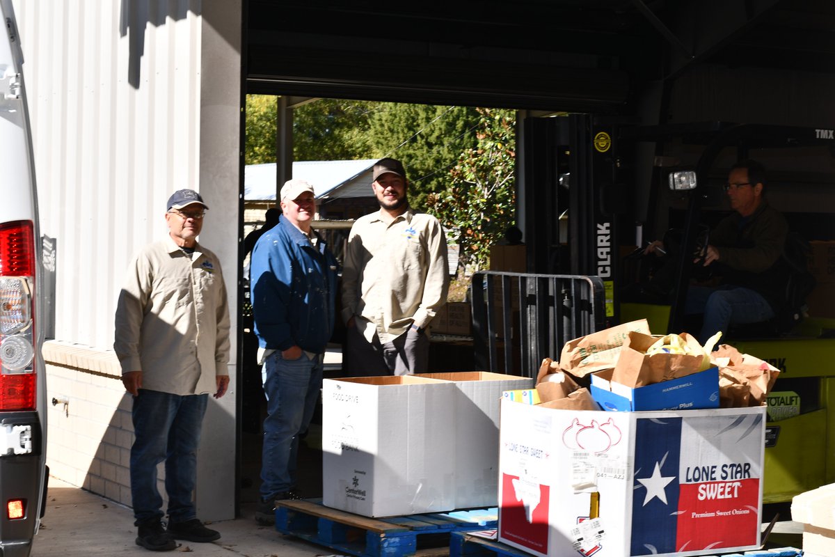 Thank you to everyone who participated in the annual STPPS food drive in collaboration with <a href="/FoodBankCov/">NorthshoreFood Bank</a>! We came together to donate a total of 880 pounds of food! Your contributions and support will always make a big difference in the lives of families in our community.