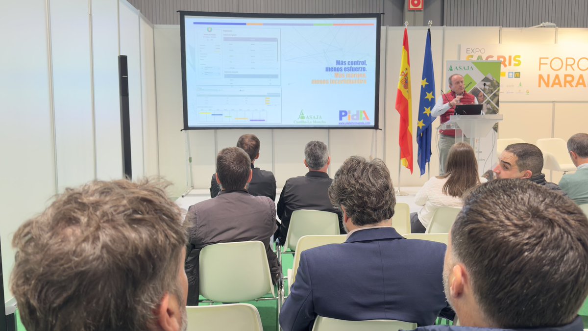 2025Pida's tweet image. plataformapida.com  se ha presentado en Expo Sagris 2025 por Manuel Torrero @ASAJACLM llevando a los profesionales  las más de 20 ventajas que la digitalización aporta a la optimización y mejora de la gestión de las explotaciones agrícolas y ganaderas. #pida #pidanuevocampo