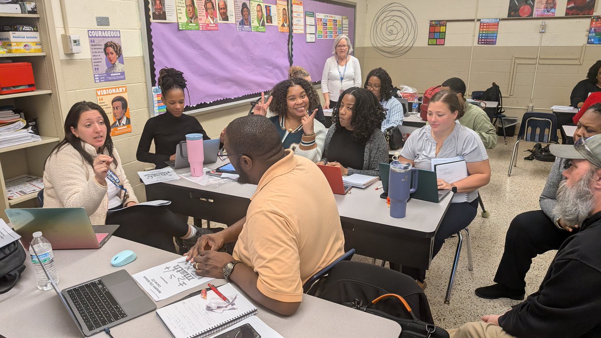 michele_vinnie's tweet image. Reflecting on Q1 and moving forward with confidence in Q2. #datatalks @TarrantMiddle @HCS_MathDept @CarolQu11548233 @alynn_math @Tiff_Williams22