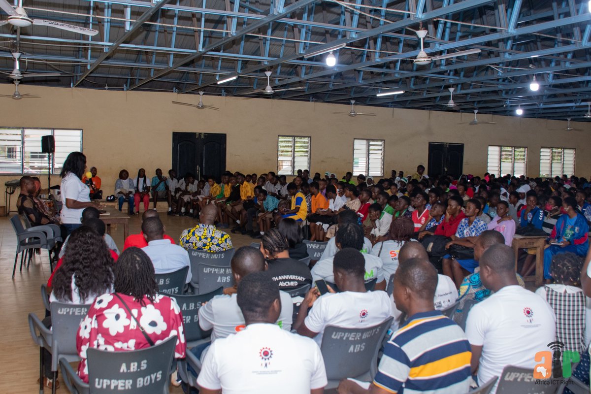 africaictright's tweet image. 500 students from 35 schools explored coding, robotics, 3D printing, and VR at our STEM Bootcamp!
@Team4Tech @F5  #ghana #accra #stembootcamp #futureinnovators #stem #africaictright #digitaltransformation #technology #stemforkids #stemeducation #coding #robotics #tech4sdgs #SDGs